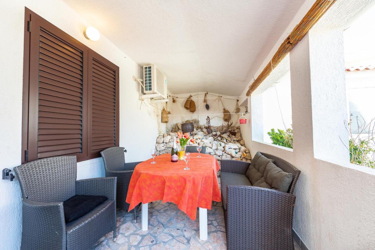 Apartments Jadran باغ المظهر الخارجي الصورة